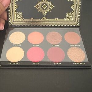 Brand new eyeshadow palette